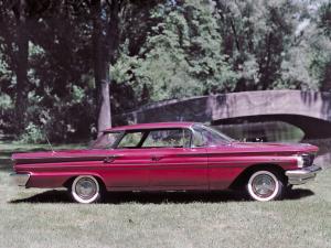 Pontiac Catalina Vista Hardtop Sedan 1960 года